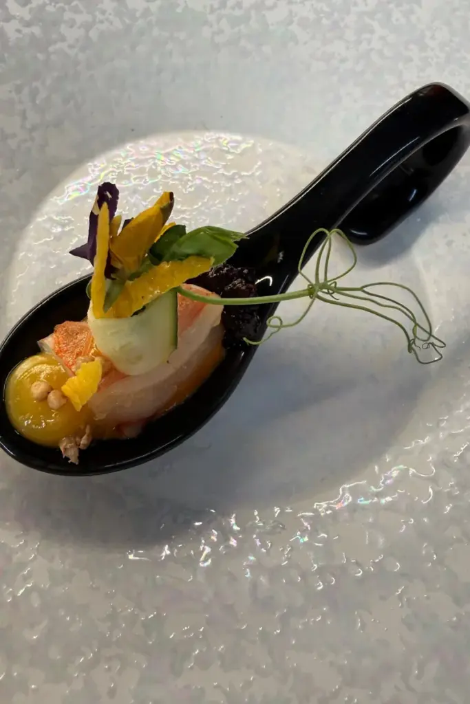 Katja Lauterbachs Lu00f6ffel aus The Taste: Languste mit Yuzugel und XO-Sauce